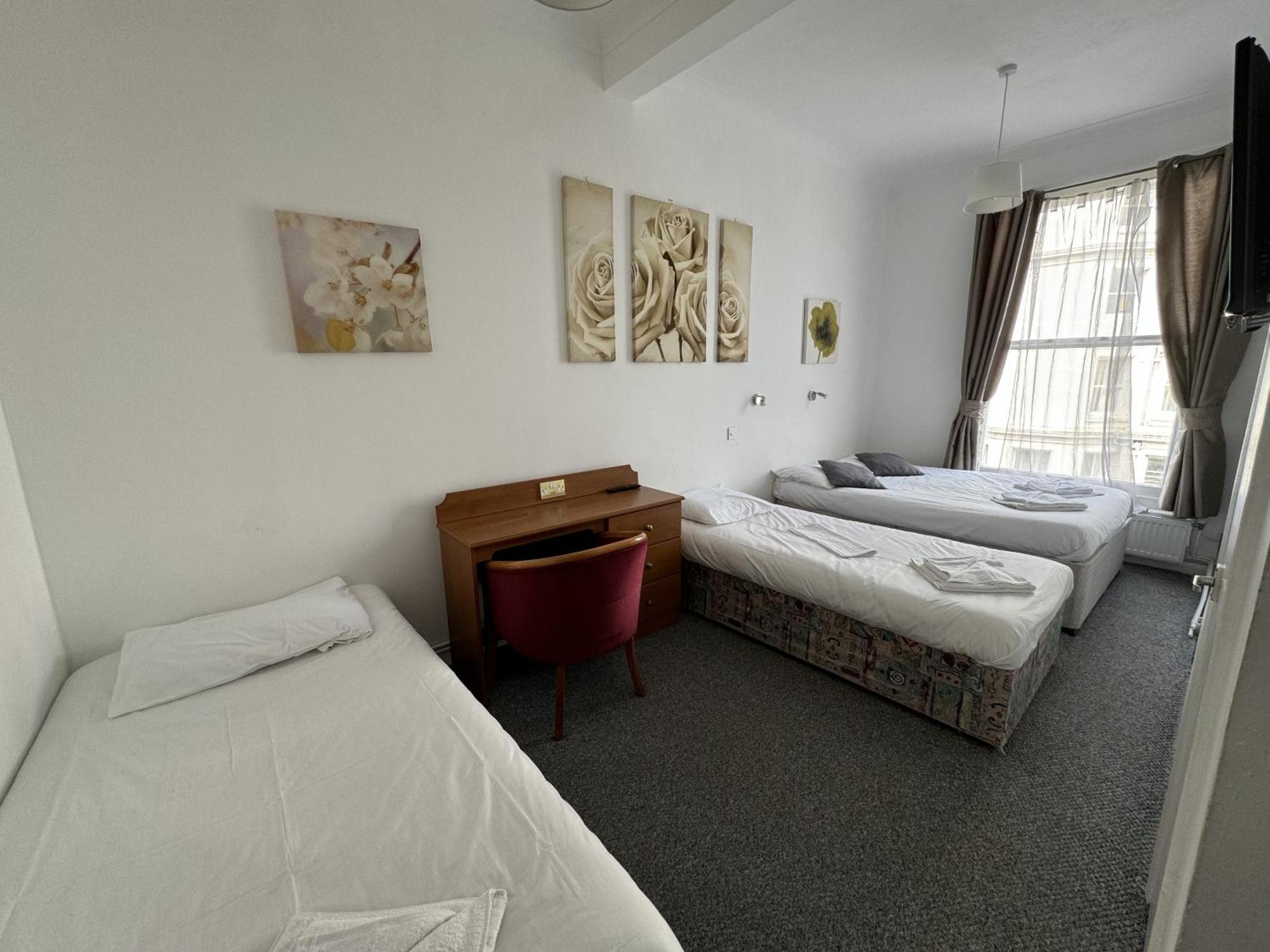 Carlton Court Hotel Истборн Екстериор снимка